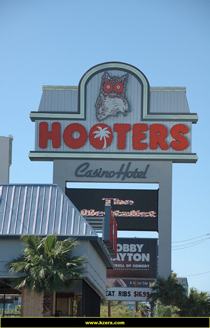 Hooters